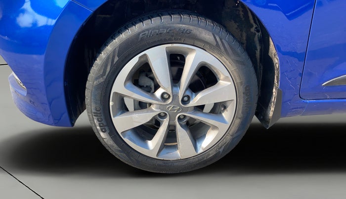 2014 Hyundai Elite i20 SPORTZ 1.2 (O), Petrol, Manual, 32,073 km, Left Front Wheel