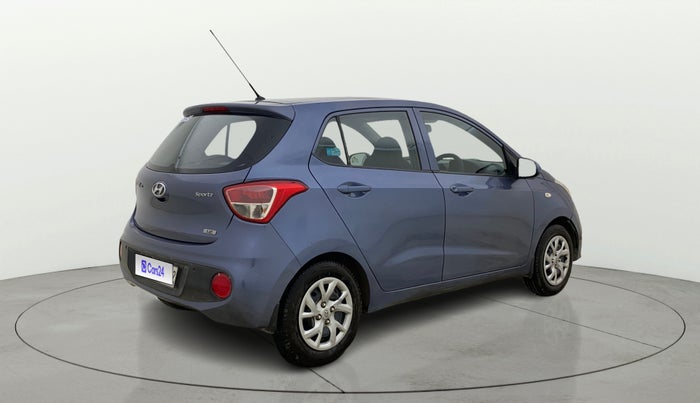 2017 Hyundai Grand i10 SPORTZ 1.2 KAPPA VTVT, CNG, Manual, 51,423 km, Right Back Diagonal