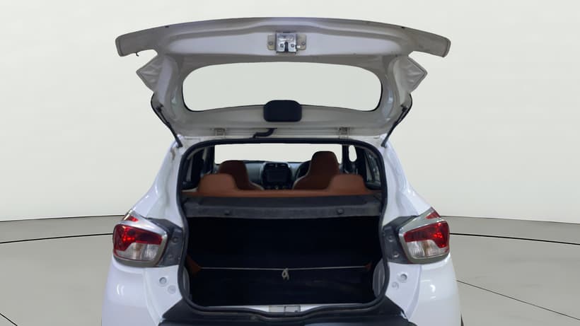 View 2017 Renault Kwid RXT 1.0 Easy-R BS IV Image 16 Used 2017 Renault Kwid RXT 1.0 Easy-R BS IV Image 16