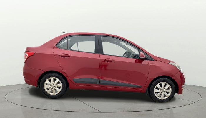 2016 Hyundai Xcent SX 1.2, Petrol, Manual, 1,11,662 km, Right Side View