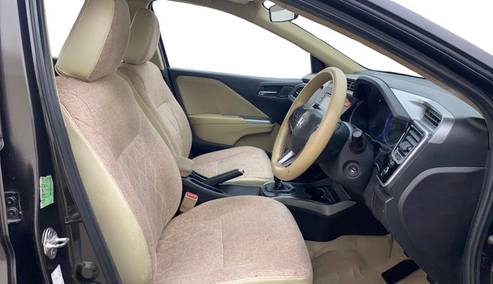 2015 Honda City 1.5L I-VTEC V MT, Petrol, Manual, 1,42,553 km, Right Side Front Door Cabin