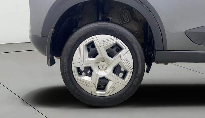 2023 Tata NEXON PURE 1.2 PETROL, Petrol, Manual, 35,232 km, Right Rear Wheel