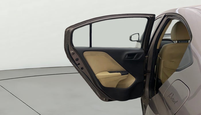 2014 Honda City 1.5L I-VTEC V MT, Petrol, Manual, 1,17,962 km, LHS Rear Door