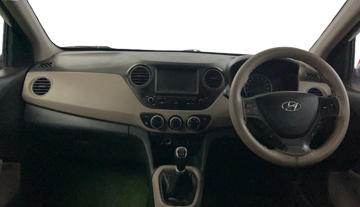 2017 Hyundai Grand i10 SPORTZ (O) 1.2 KAPPA VTVT, CNG, Manual, 86,122 km, Dashboard