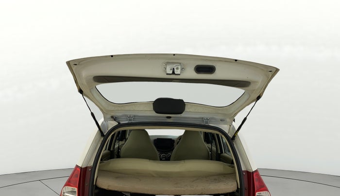 2014 Hyundai i10 SPORTZ 1.1, Petrol, Manual, 82,790 km, Boot Door Open