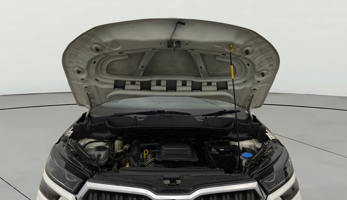 2022 Skoda KUSHAQ STYLE 1.0L TSI AT (6 AIRBAGS), Petrol, Automatic, 24,434 km, Open Bonet