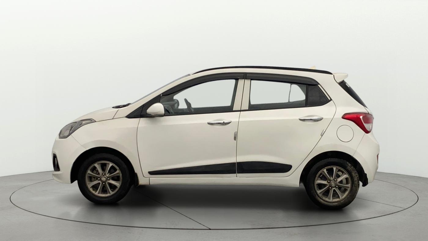2016 Hyundai Grand i10 ASTA (O) 1.2 KAPPA VTVT, Petrol, Manual, 42,667 km, Left Side