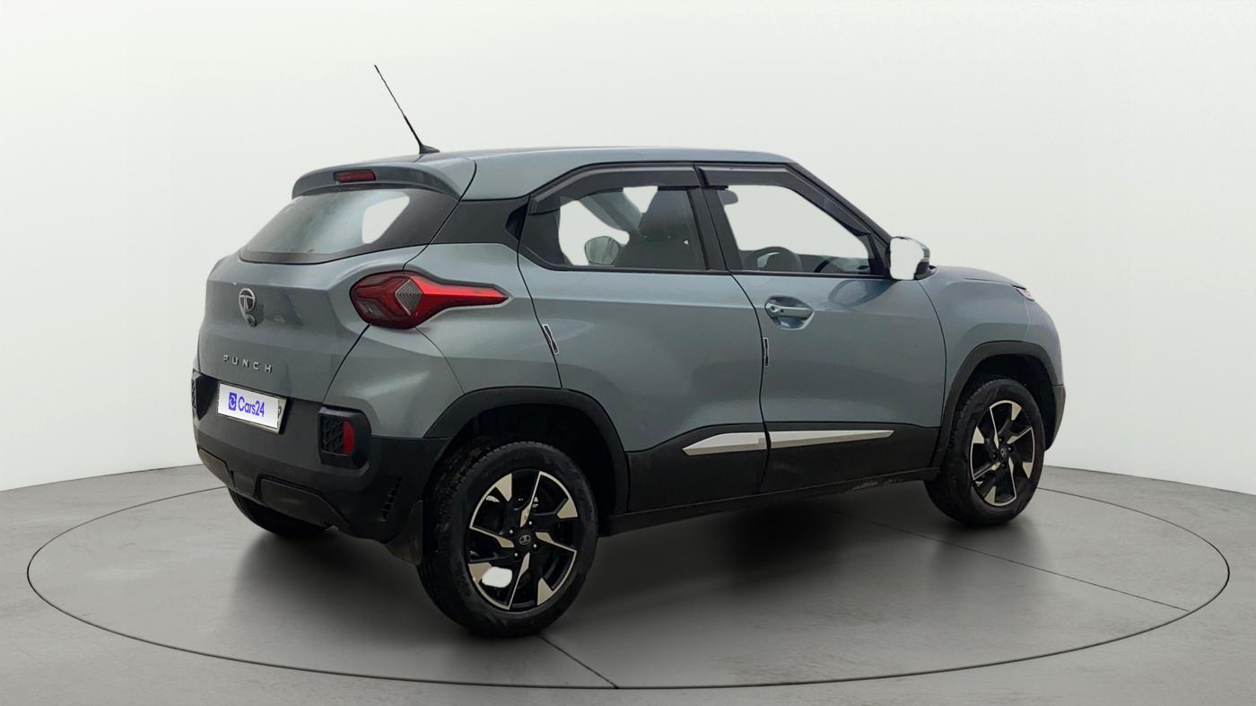 2024 Tata PUNCH ACCOMPLISHED DAZZLE PACK AMT, Petrol, Automatic, 17,827 km, Right Back Diagonal