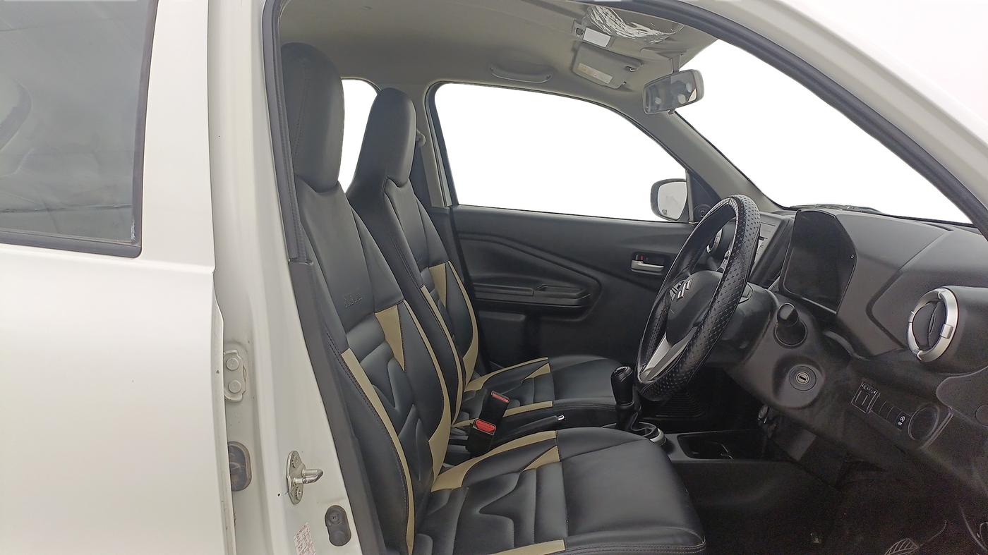 2022 Maruti Celerio ZXI, Petrol, Manual, 27,084 km, Right Side Front Door Cabin
