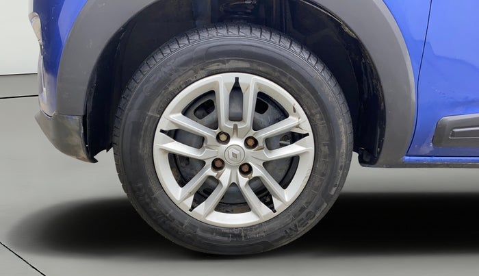 2021 Renault TRIBER RXT, Petrol, Manual, 37,674 km, Left Front Wheel