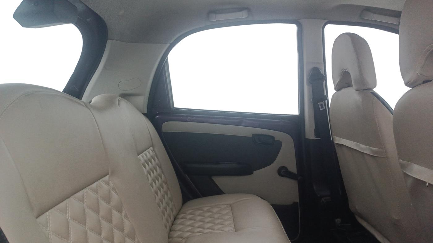2015 Tata Nano TWIST XT, Petrol, Manual, 72,189 km, Right Side Rear Door Cabin