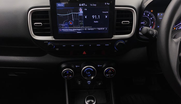 2020 Hyundai VENUE SX PLUS 1.0 TURBO DCT, Petrol, Automatic, 30,638 km, Air Conditioner