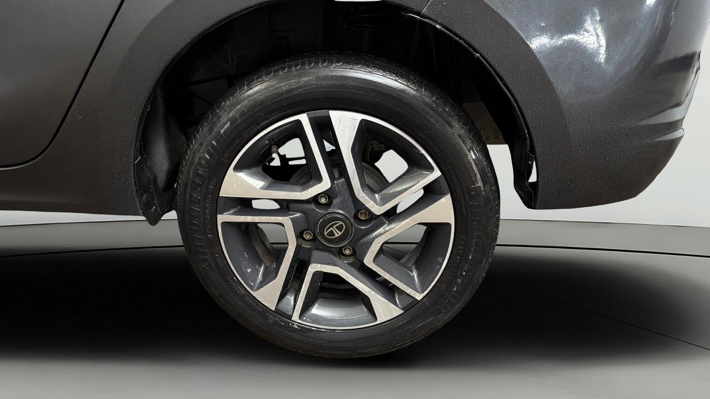 2022 Tata TIGOR XZ PLUS PETROL, Petrol, Manual, 29,005 km, Left Rear Wheel