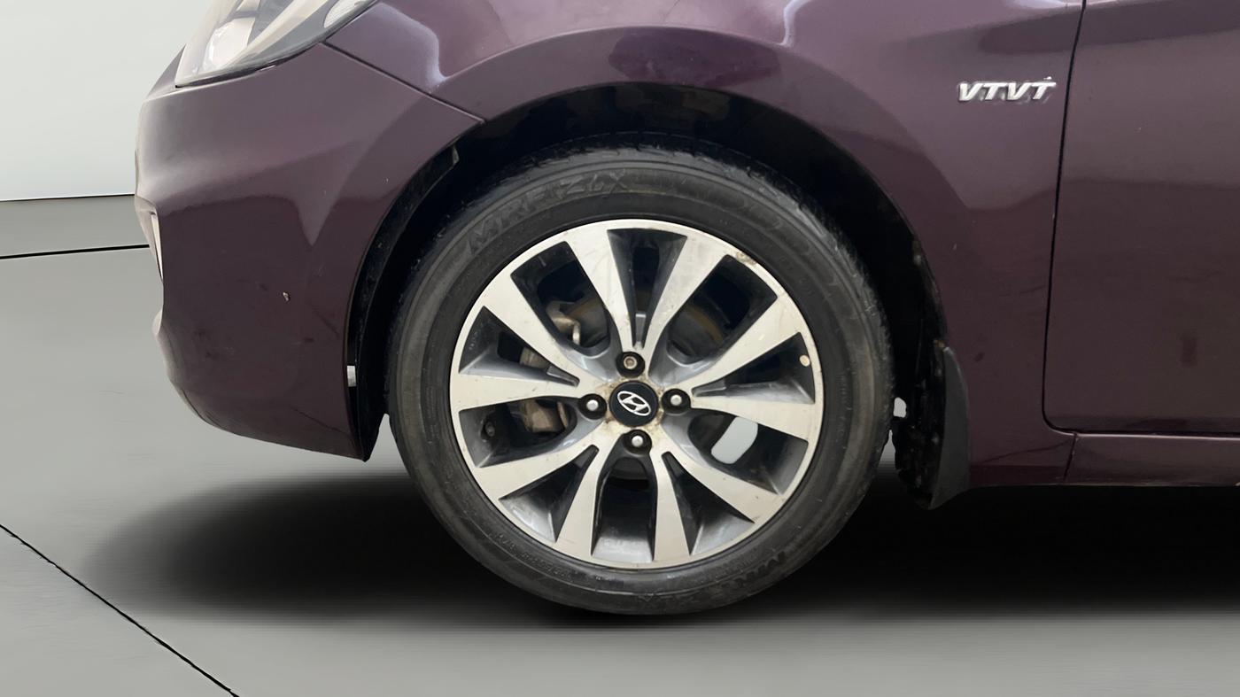 2013 Hyundai Verna FLUIDIC 1.6 VTVT SX OPT AT, Petrol, Automatic, 1,02,812 km, Left Front Wheel