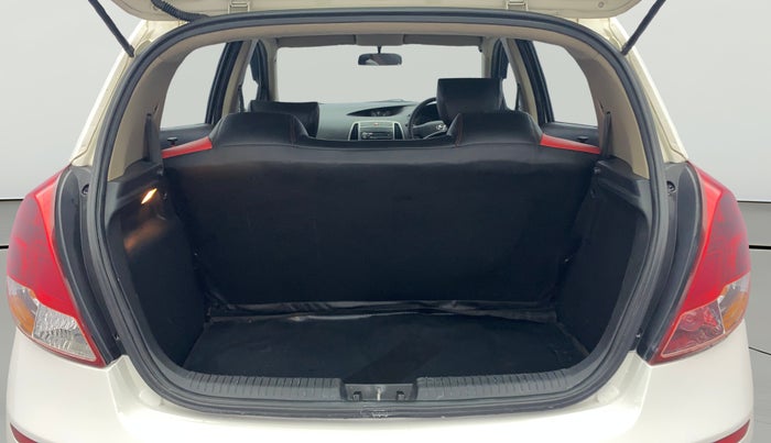 2013 Hyundai i20 MAGNA 1.4 CRDI, Diesel, Manual, 96,642 km, Boot Open Zoomed View