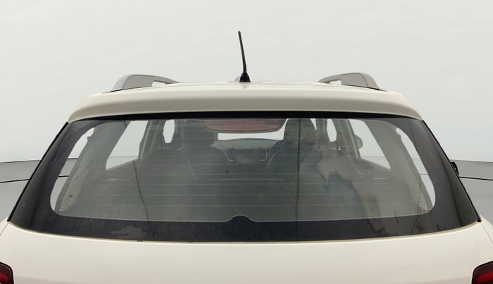 2020 Hyundai VENUE S 1.2, Petrol, Manual, 68,014 km, Rear Windshield