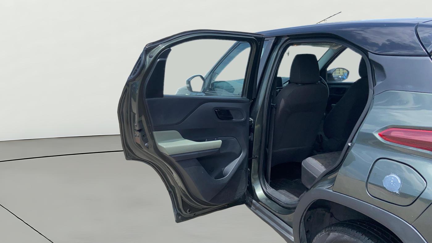 2023 Tata PUNCH ADVENTURE CAMO MT, Petrol, Manual, 32,792 km, LHS Rear Door