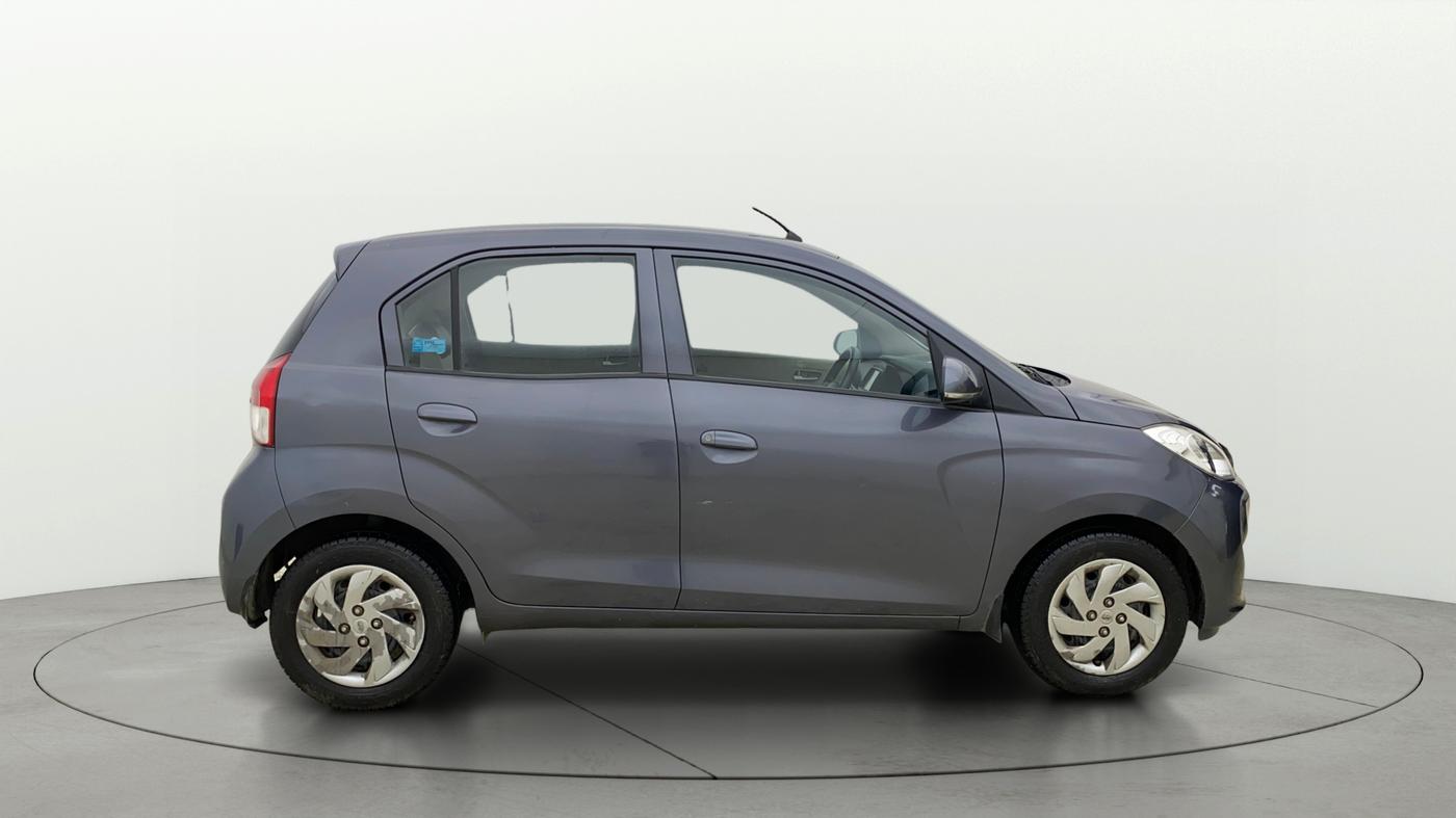 2018 Hyundai NEW SANTRO SPORTZ MT, Petrol, Manual, 25,315 km, Right Side View