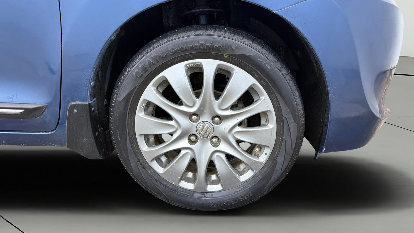 2016 Maruti Baleno ZETA PETROL 1.2, Petrol, Manual, 85,785 km, Right Front Wheel