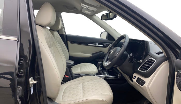 2020 KIA SELTOS HTX 1.5 PETROL, Petrol, Manual, 58,895 km, Right Side Front Door Cabin