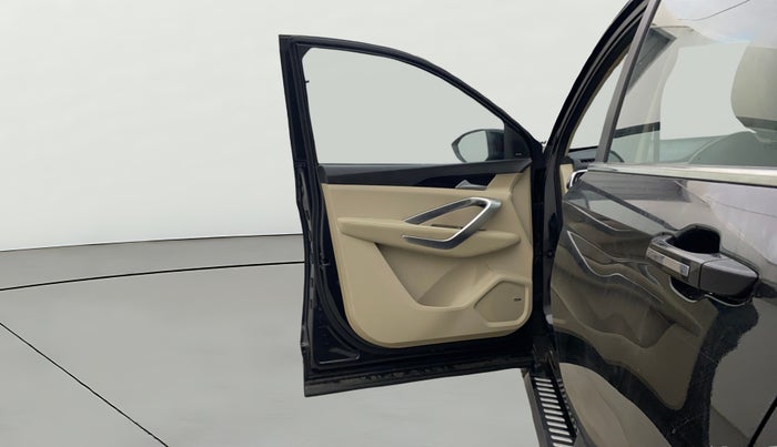 2021 MG HECTOR SMART 2.0 DIESEL, Diesel, Manual, 30,268 km, LHS Front Door