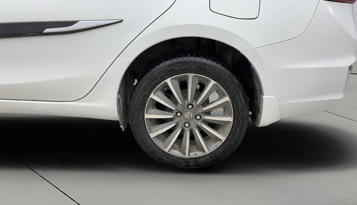 2019 Maruti Ciaz ALPHA 1.5 SHVS PETROL, Petrol, Manual, 64,037 km, Left Rear Wheel
