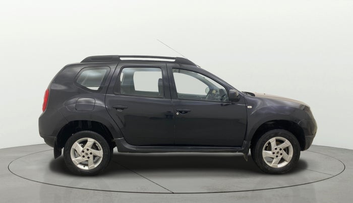 2015 Renault Duster 85 PS RXL DIESEL, Diesel, Manual, 1,25,755 km, Right Side View