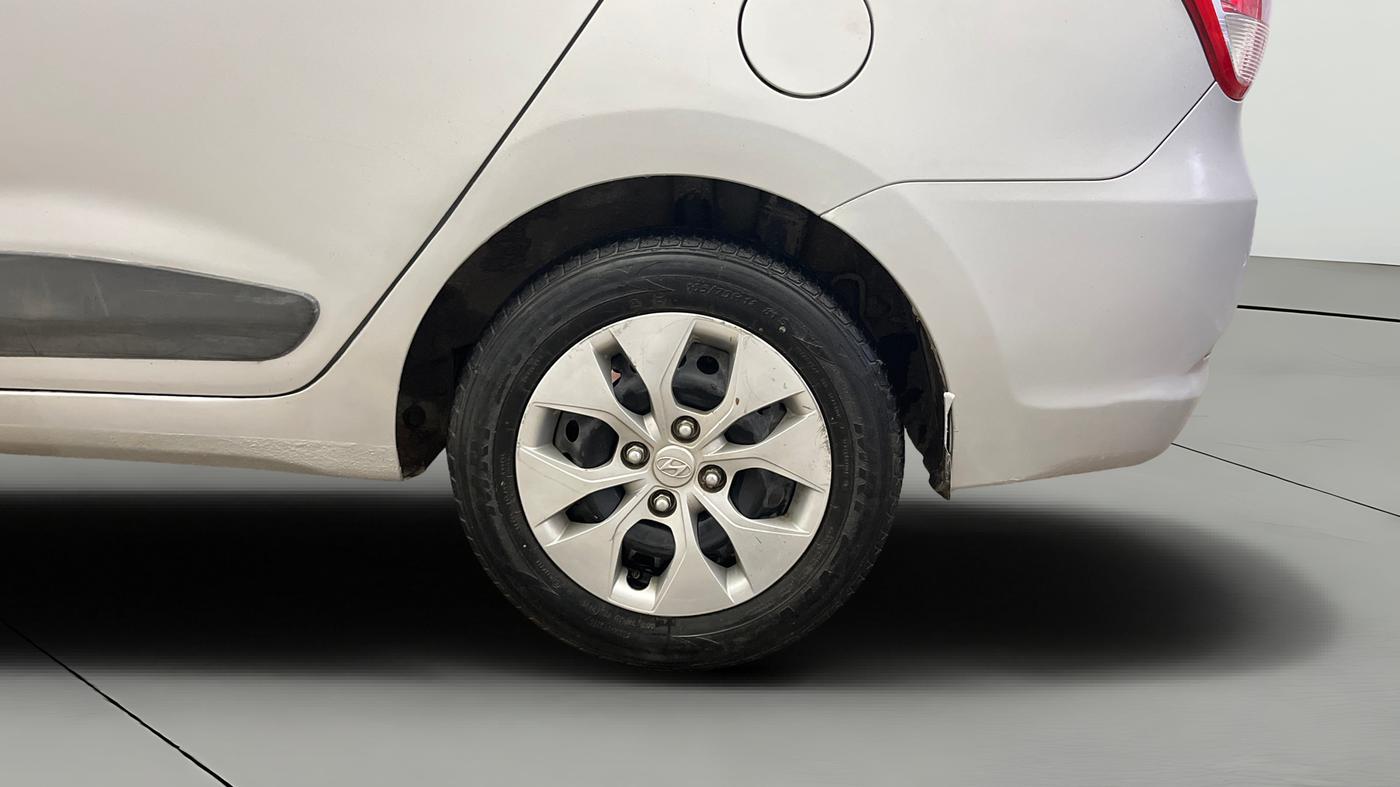 2015 Hyundai Xcent S 1.2, Petrol, Manual, 31,854 km, Left Rear Wheel