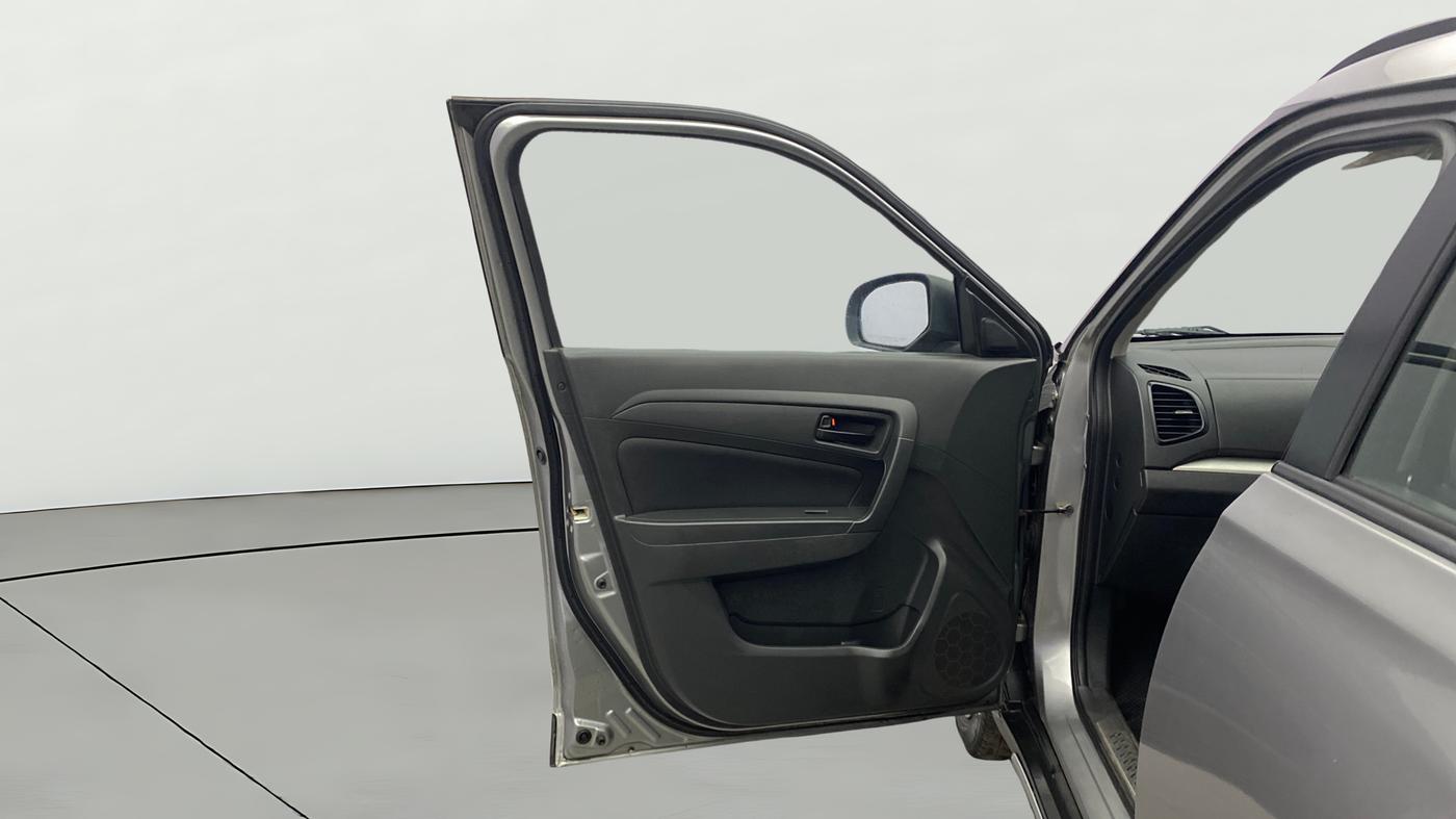 2016 Maruti Vitara Brezza VDI, Diesel, Manual, 1,01,560 km, LHS Front Door