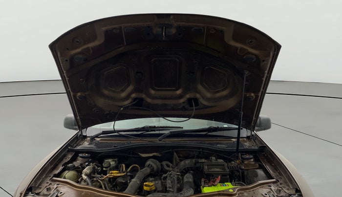 2015 Renault Duster 85 PS RXE DIESEL, Diesel, Manual, 97,125 km, Open Bonet