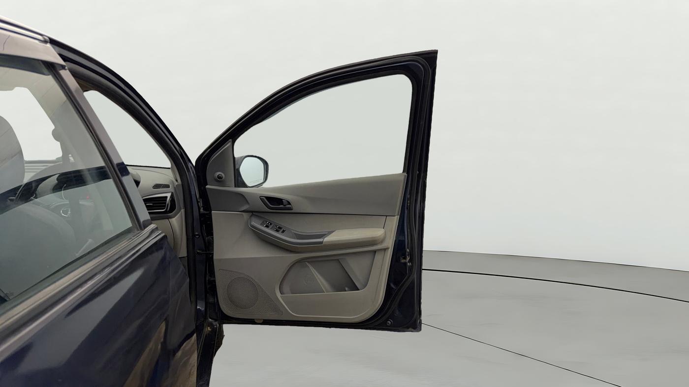 2022 Tata TIGOR XM CNG, CNG, Manual, 68,693 km, RHS Front Door