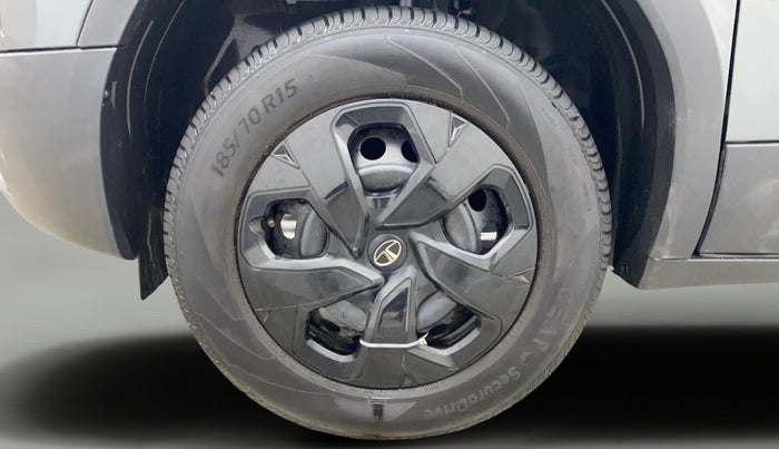 2023 Tata PUNCH ADVENTURE AMT, Petrol, Automatic, 21,982 km, Left Front Wheel