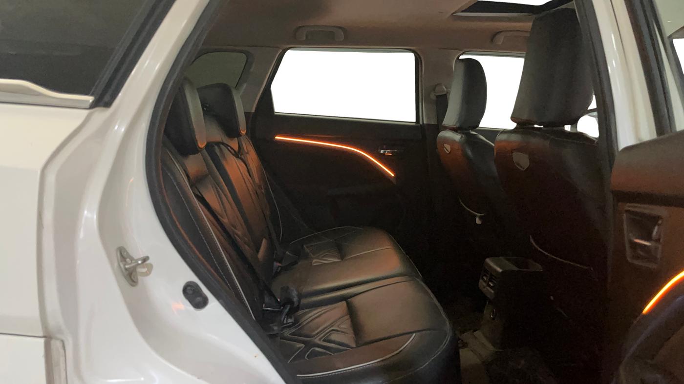 2022 Maruti BREZZA ZXI SMART HYBRID , Petrol, Manual, 70,182 km, Right Side Rear Door Cabin