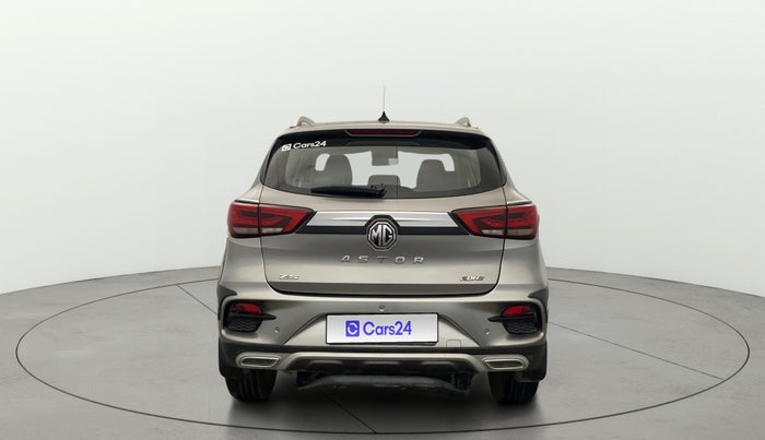 2022 MG ASTOR SAVVY 1.5 CVT, Petrol, Automatic, 90,017 km, Back/Rear