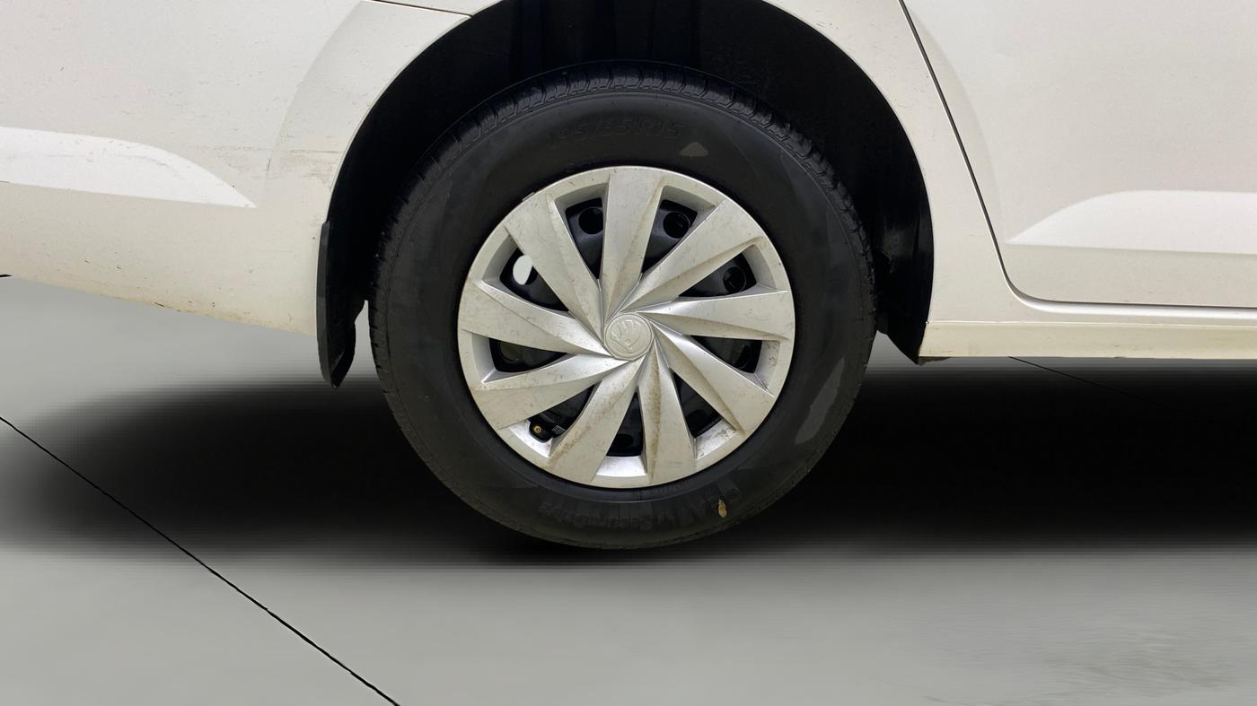 2024 Skoda SLAVIA ACTIVE 1.0L TSI MT, Petrol, Manual, 32,819 km, Right Rear Wheel