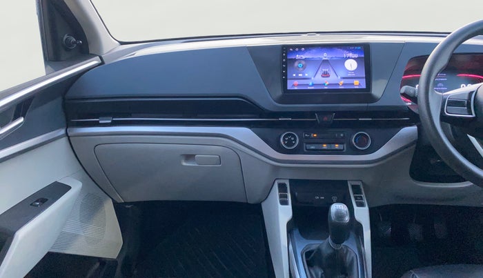 2024 KIA CARENS PREMIUM 1.5 PETROL 7 STR, Petrol, Manual, 20,724 km, Air Conditioner