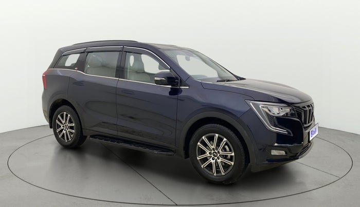 2025 Mahindra XUV700 AX 7 LUXURY D AT 7 STR, Diesel, Automatic, 15,433 km, Right Front Diagonal
