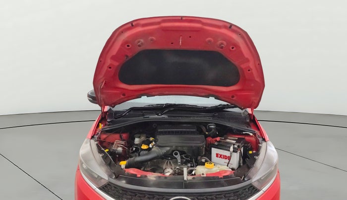 2024 Tata Tiago XTA PETROL, Petrol, Automatic, 35,199 km, Open Bonet