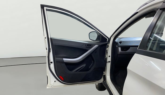 2022 Tata NEXON XM SUNROOF PETROL, Petrol, Manual, 12,782 km, LHS Front Door