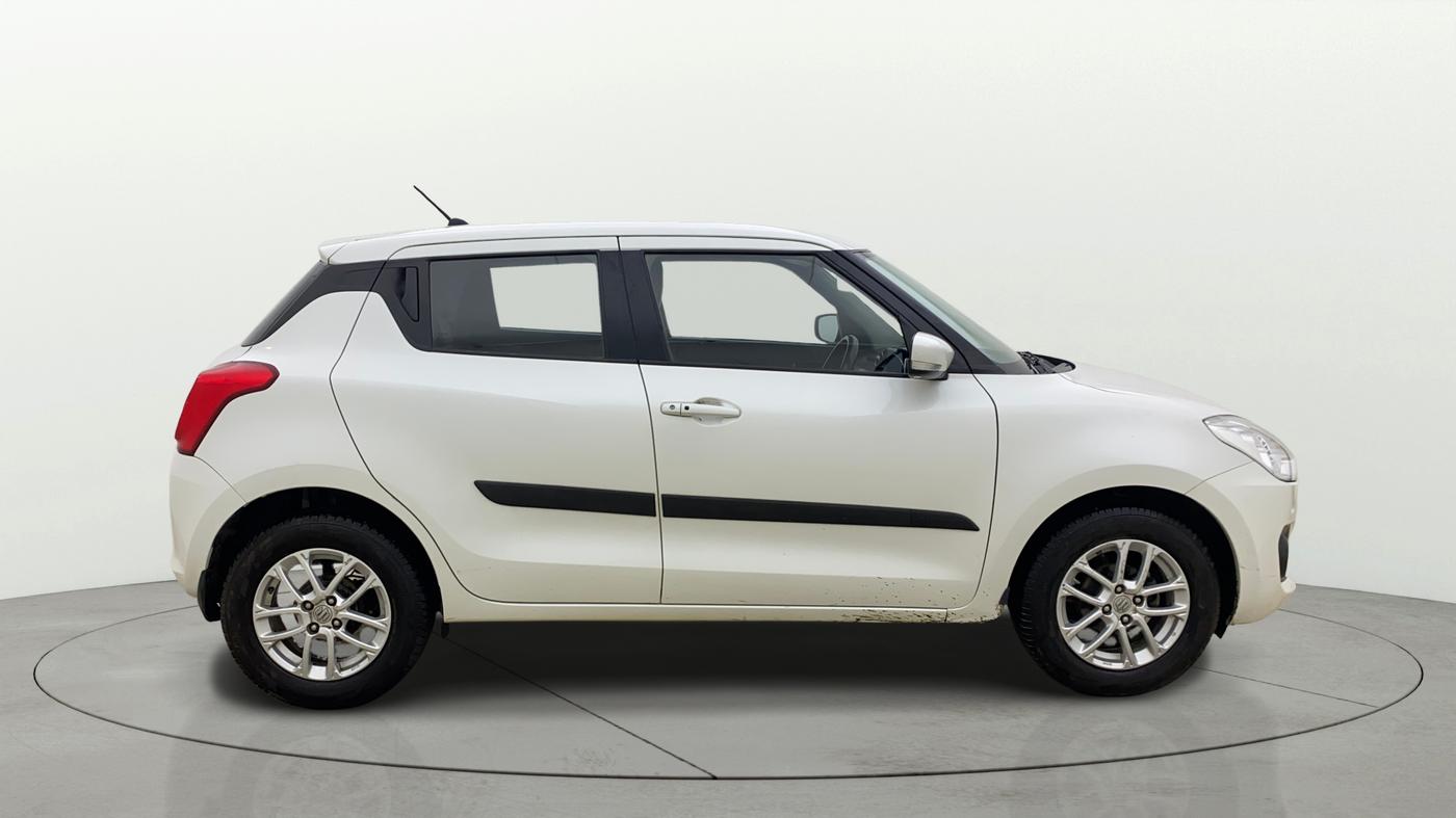 2018 Maruti Swift ZXI, Petrol, Manual, 78,014 km, Right Side View