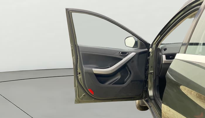2022 Tata NEXON XM PETROL, CNG, Manual, 58,392 km, LHS Front Door