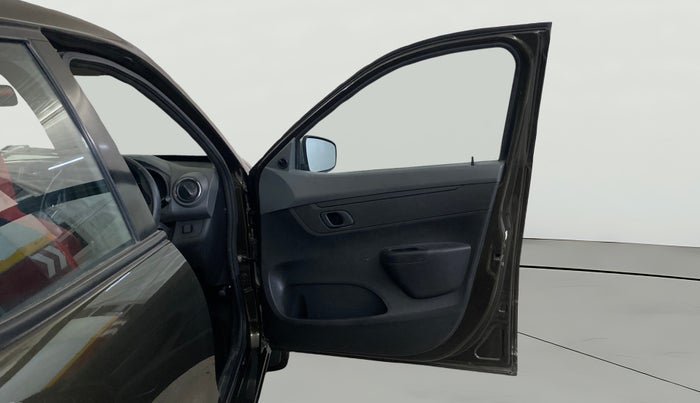 2020 Renault Kwid RXT 1.0 (O), Petrol, Manual, 25,210 km, RHS Front Door