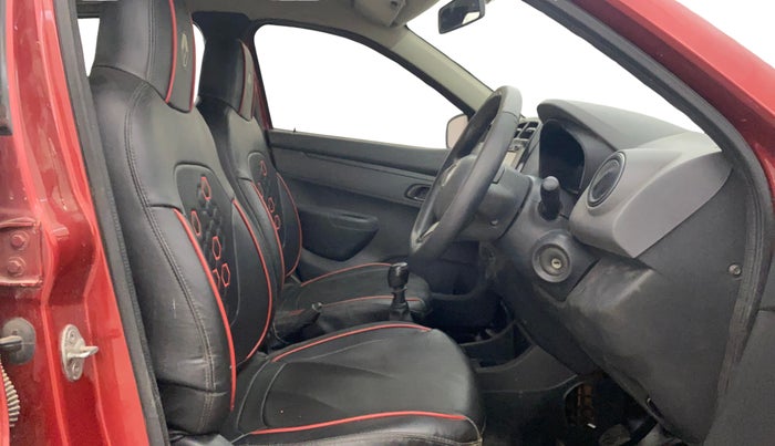 2016 Renault Kwid RXT 0.8, Petrol, Manual, 85,403 km, Right Side Front Door Cabin