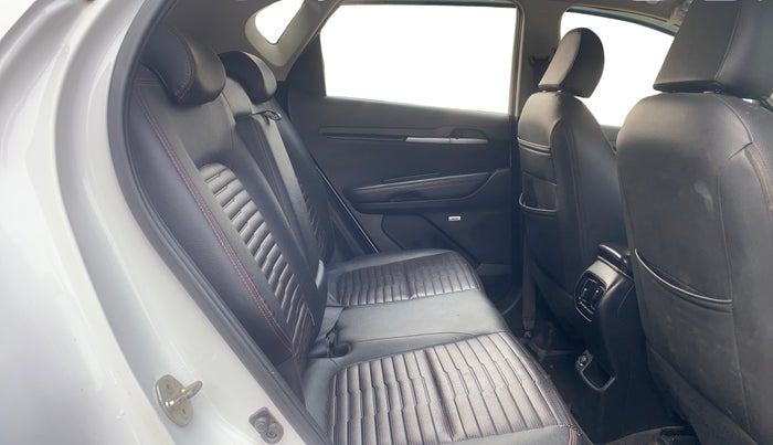 2020 KIA SONET GTX PLUS 1.0 DCT, Petrol, Automatic, 87,379 km, Right Side Rear Door Cabin