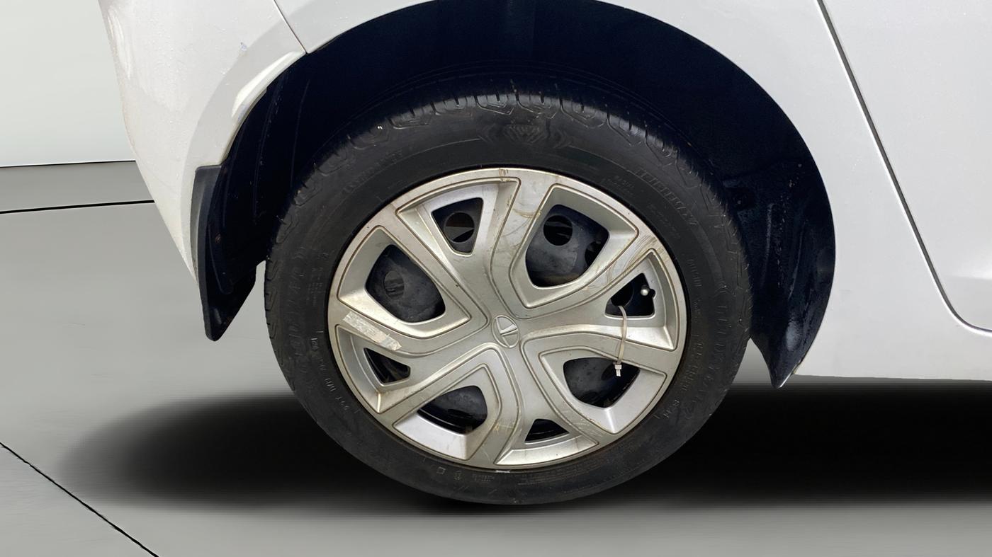 2021 Tata ALTROZ XM PLUS PETROL, Petrol, Manual, 65,950 km, Right Rear Wheel