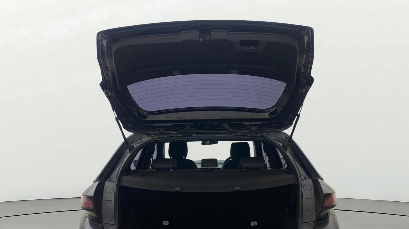 2023 Tata ALTROZ  XZA Plus Sunroof Dark Edition, Petrol, Automatic, 44,542 km, Boot Door Open