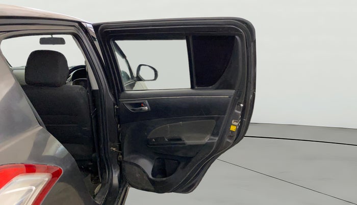 2015 Maruti Swift VXI, CNG, Manual, 75,871 km, RHS Rear Door