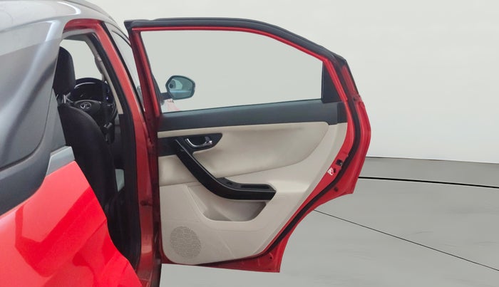 2022 Tata NEXON XZA PLUS SUNROOF DUAL TONE PETROL, Petrol, Automatic, 43,080 km, RHS Rear Door