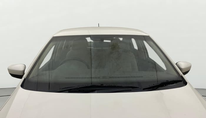 2013 Volkswagen Vento HIGHLINE PETROL AT, Petrol, Automatic, 64,381 km, Front Windshield