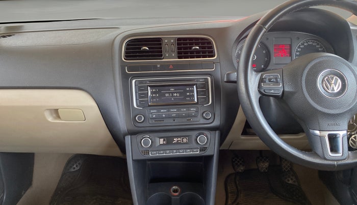 2014 Volkswagen Polo HIGHLINE1.2L, Petrol, Manual, 44,090 km, Air Conditioner